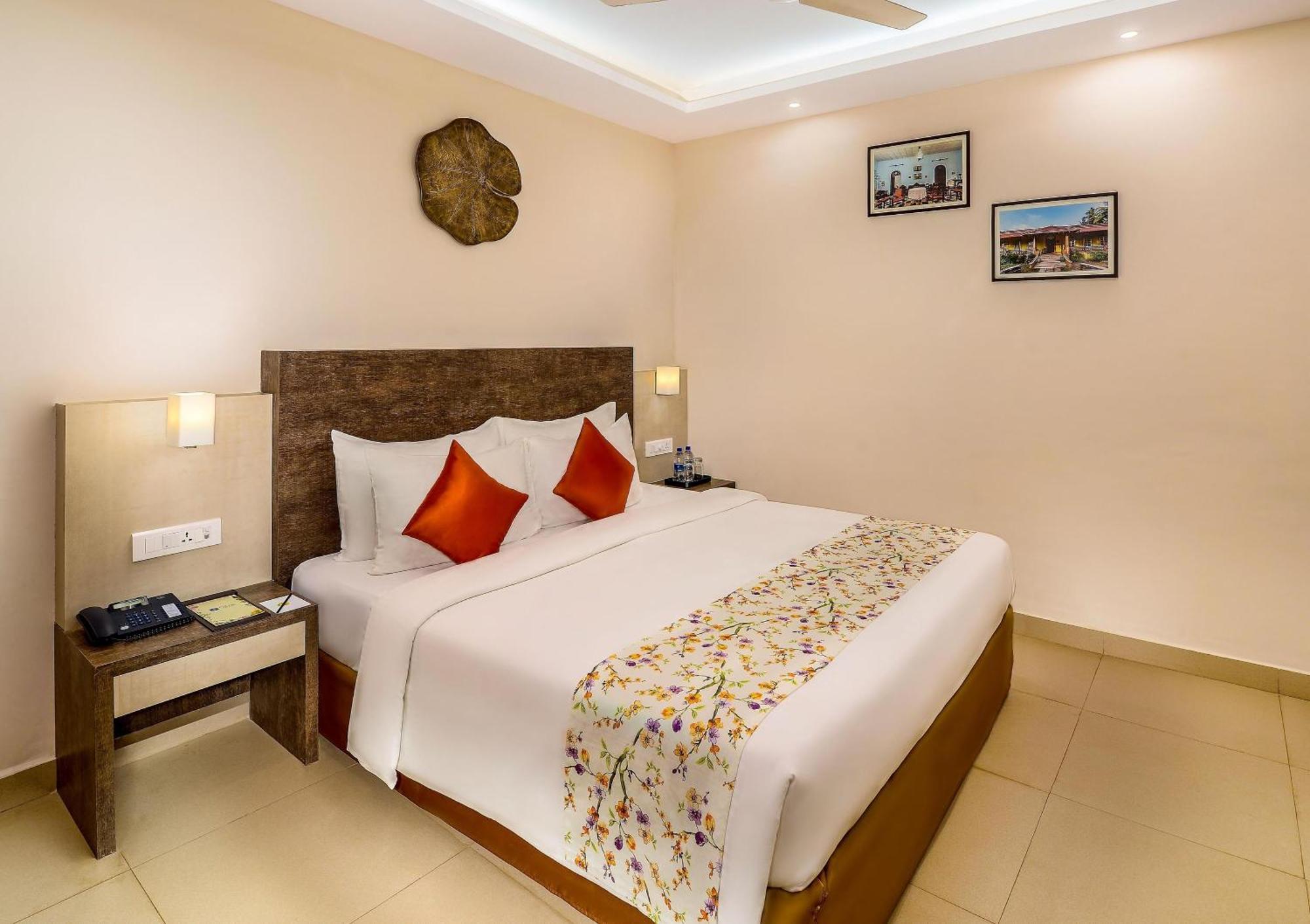 Hotel White Rose Igi Airport New Delhi Exteriör bild